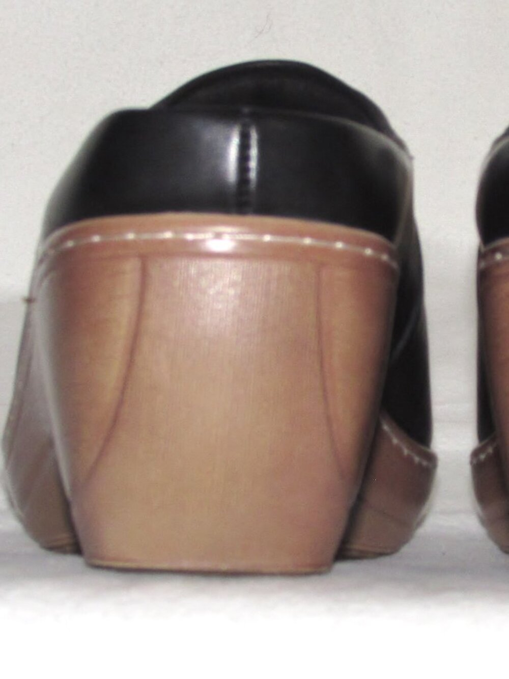 NEW Ladies SOFTWALK Black LeatherComfort Clogs Heels Shoes 9 N Orig $144 - Picture 9 of 10